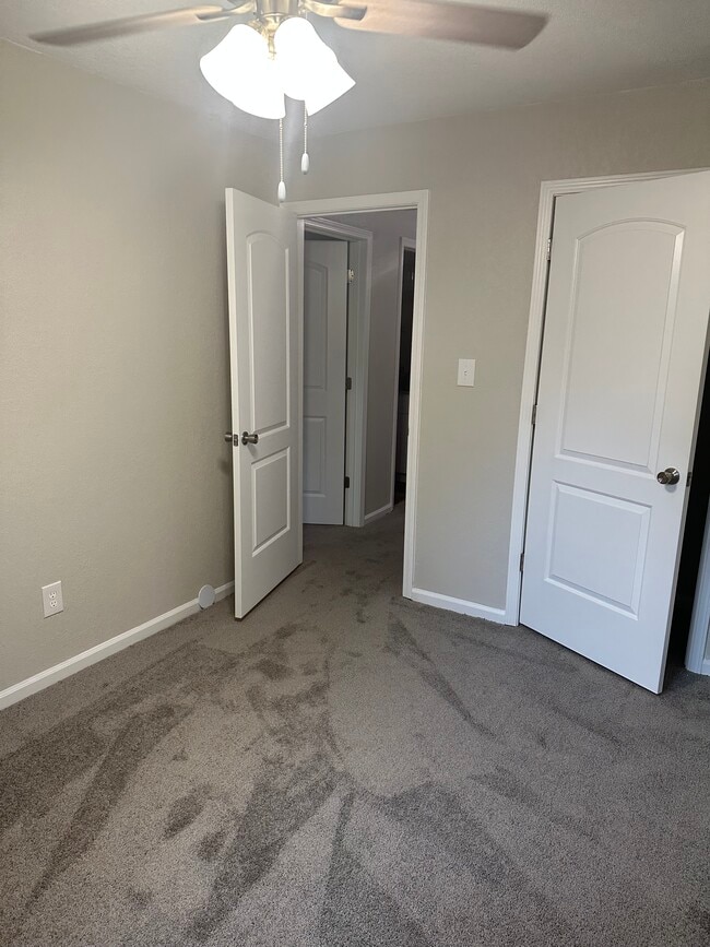 296 Circuit Ln Unit B