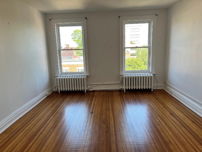 Photo - 306 State St