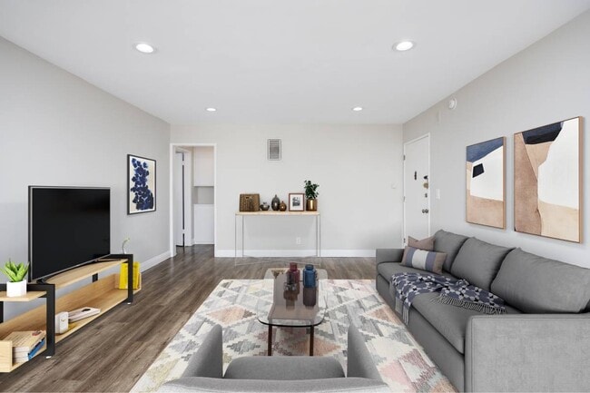 Photo - 1020-1026 N. Crescent Heights Boulevard