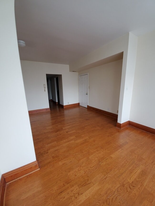 Photo - 308 Laurel St Unit 301