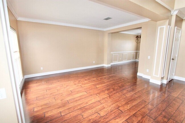 Photo - Lake Mary - 4 Bedroom, 2.5 Bathroom- $2695.00