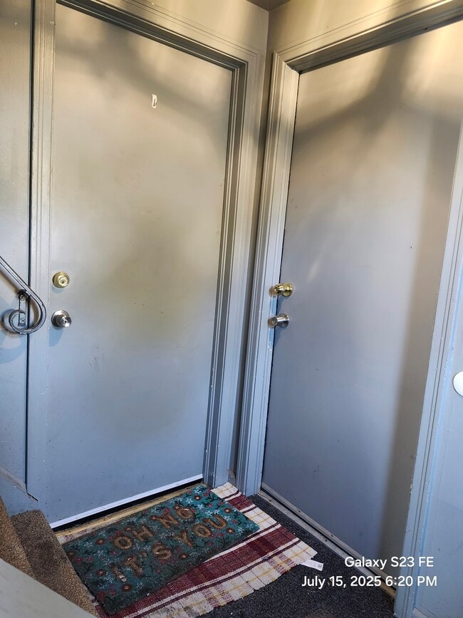 Building Photo - 552 Englewood Ave Rental