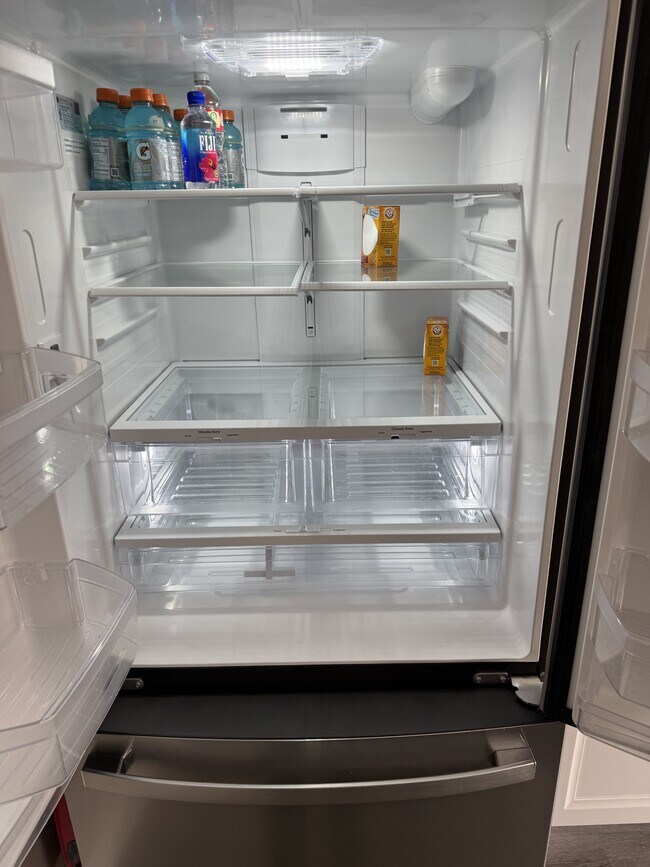 Photo - 9030 Avocado St