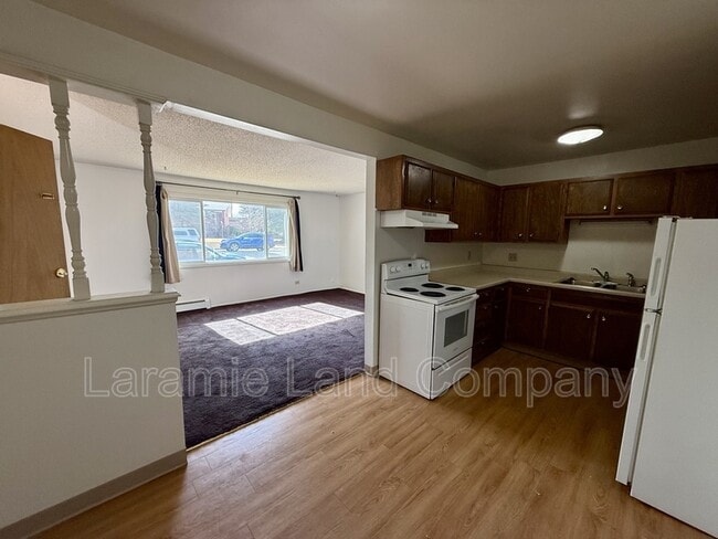 Photo - 1503 E Baker St