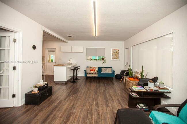 Photo - 1050 NW 46th St