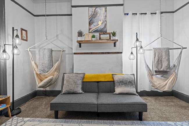 Photo - 2906 Chestnut St Unit ID1328008P