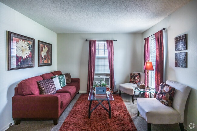 1 HAB, 1 BA - 528 ft² - The Posts