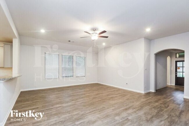 Photo - 6445 Rolling Hills Rd