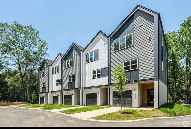 Building Photo - 2015 Mincey St Rental