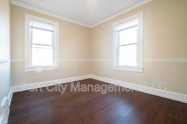 Photo - 5327 Wesley Ave