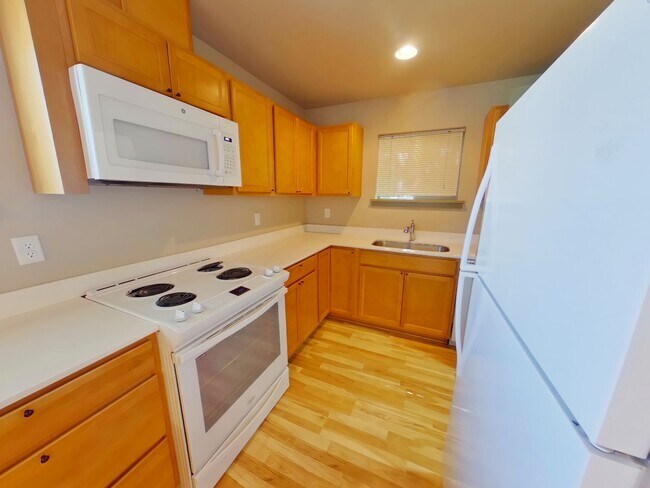 Photo - 576-578 East 15th Alley Unidad 578 East 15th Alley