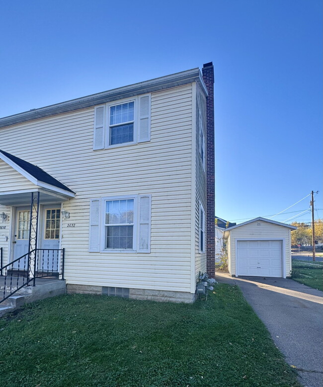 Photo - 2 Bedroom, 1 Bathroom Unit in 2nd Street D...