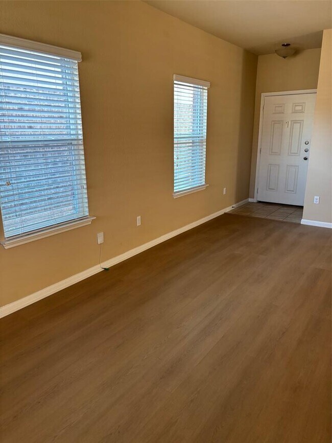 Photo - 1602 Atlas Rd