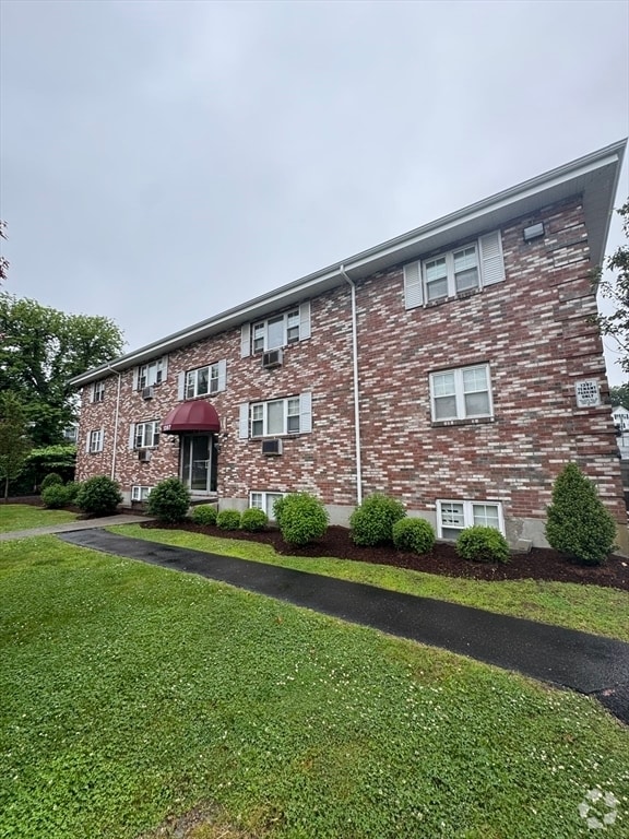 Building Photo - 1395 Furnace Brook Pkwy Unit 2 Rental