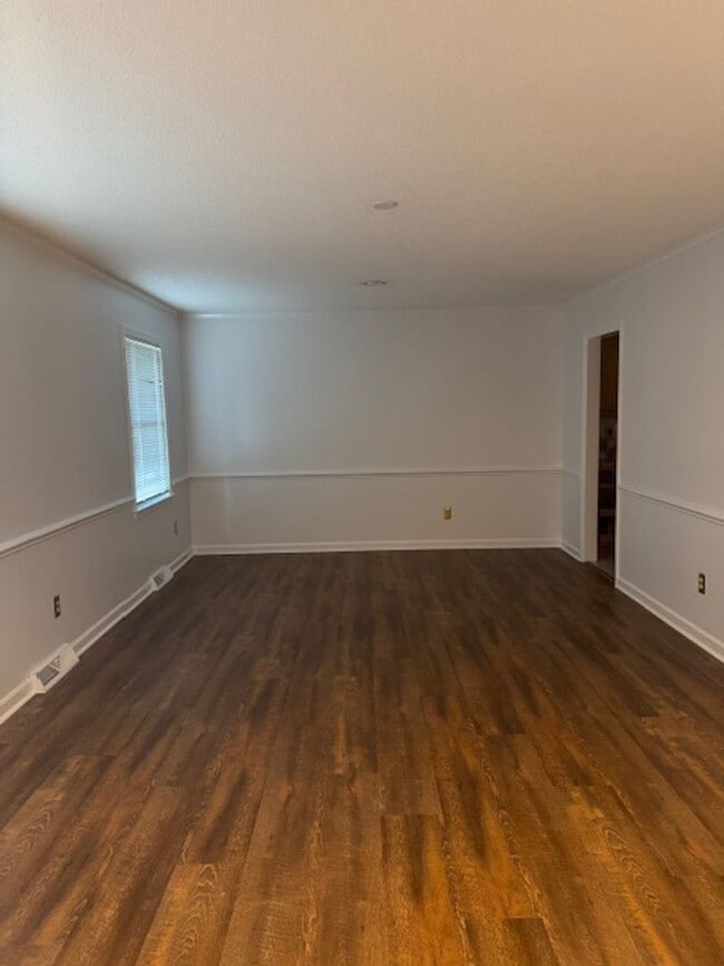 Photo - Long Leaf Acres