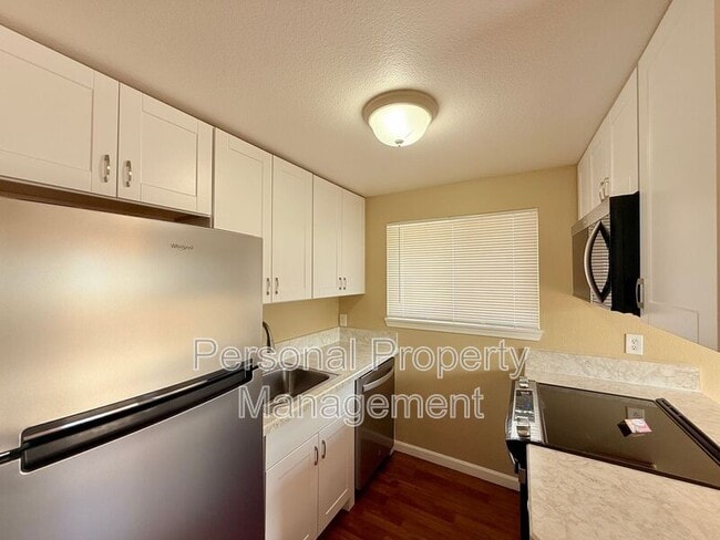 Photo - 900 Z St