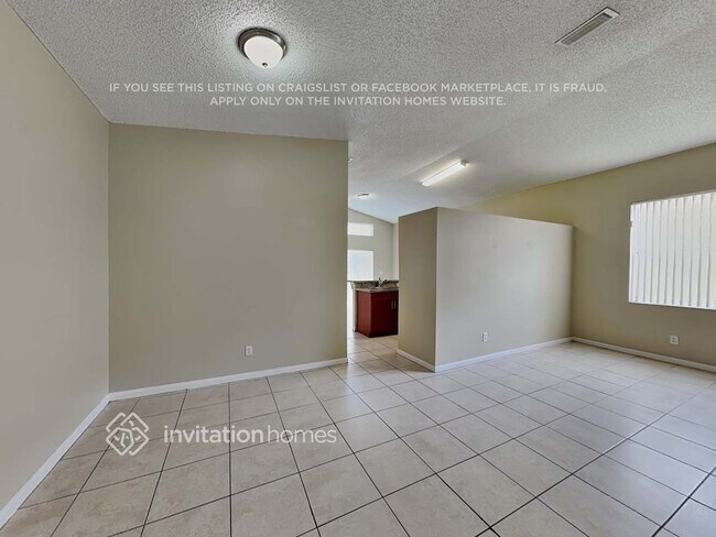 Photo - 17755 SW 23rd St Casa