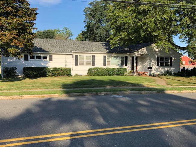 Monmouth County Nj Houses For Rent With Hardwood Floor Forrent Com