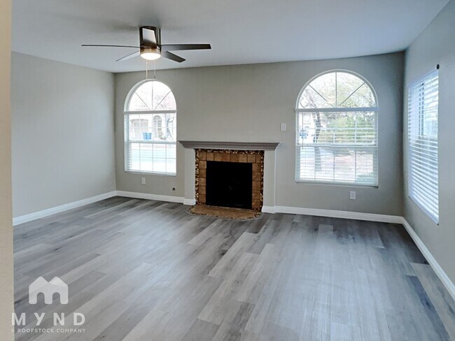 Photo - 7601 Amato Ave Casa Adosada