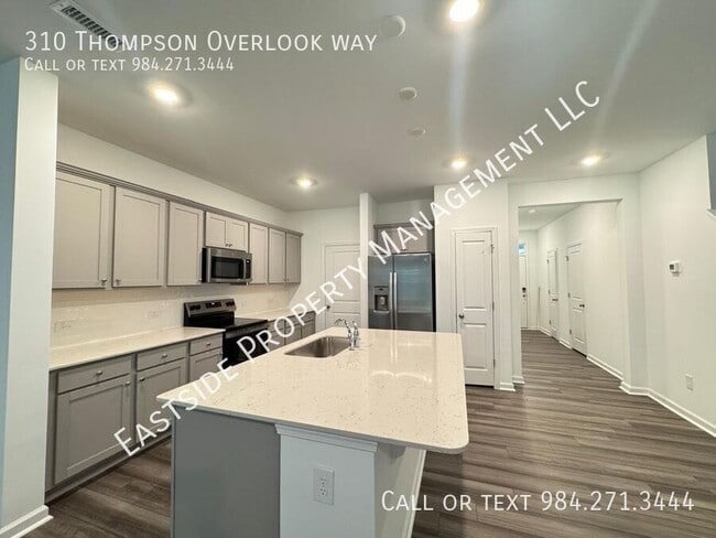 Photo - 310 Thompson Overlook Wy