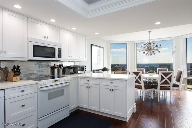 Building Photo - 6849 Grenadier Blvd Unit 1905 Rental