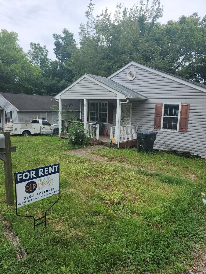 Photo - 2911 Hillside Ave
