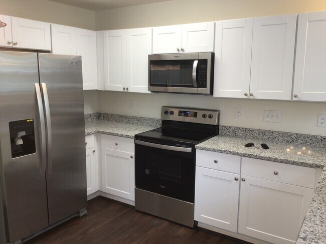 Photo - 6682 Knob Hill Ct