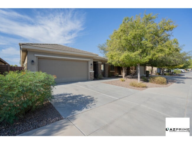 Building Photo - Embrace Comfort and Style in This Elegant ... Rental
