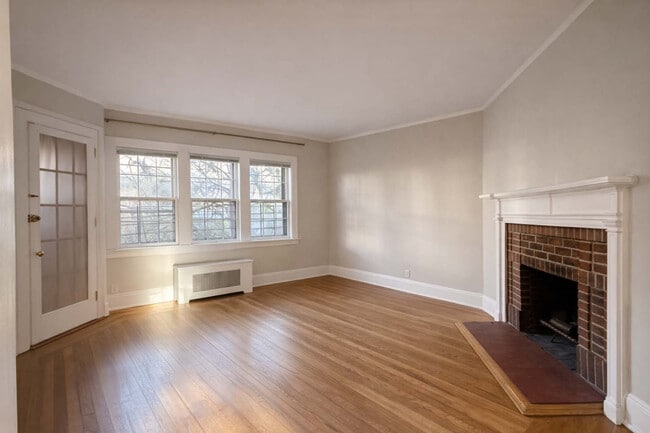 Photo - 2-17 Burns St