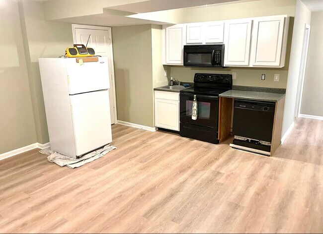 Photo - 14212 Northwyn Dr Apartamentos Unidad B