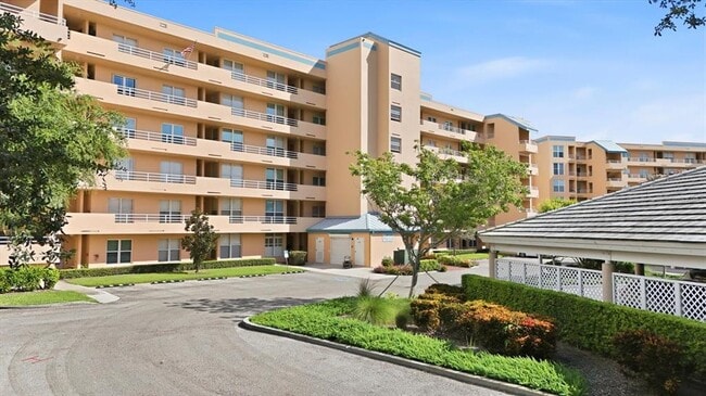 Photo - 4570 Pinebrook Cir Unit 503
