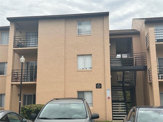 Building Photo - 5225 Via Hacienda Cir Unit B115