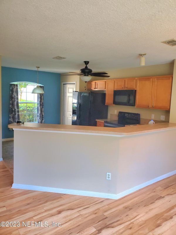 Photo - 1625 Vineland Cir Unit B