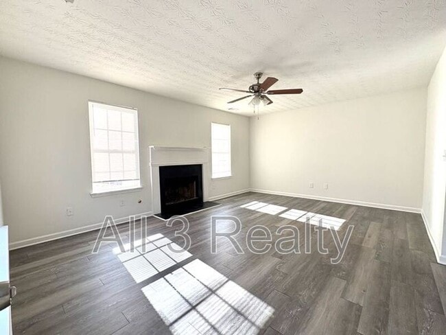 Photo - 1730 Bennett Dr