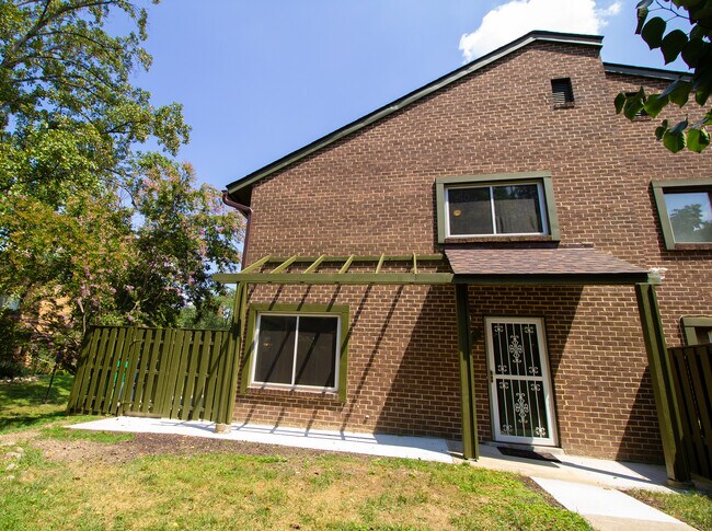 Front Exterior - 5752 Thunder Hill Rd Townhome