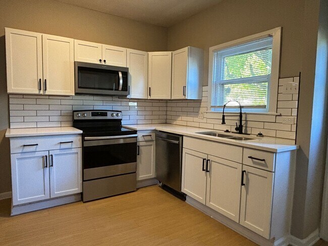 Photo - 5262-64 College Unit 5264