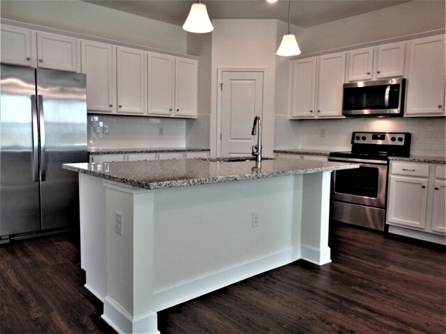 Photo - 4824 Reisswood Loop