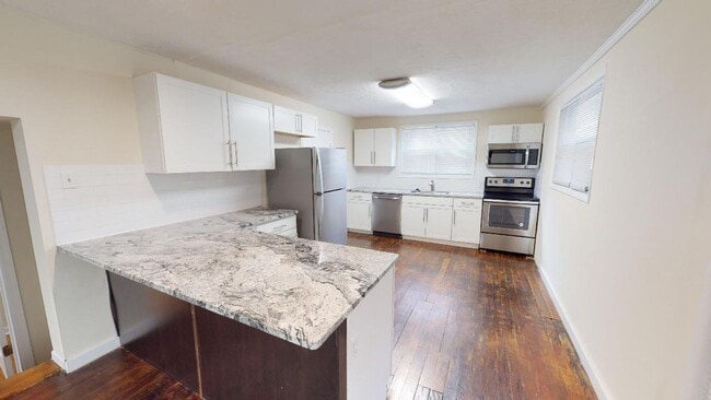 153 E Maynard Ave Unidad House