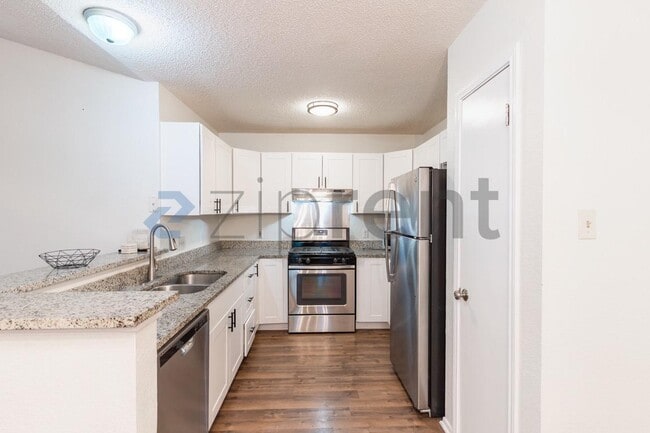 Photo - 12900 Widge Dr
