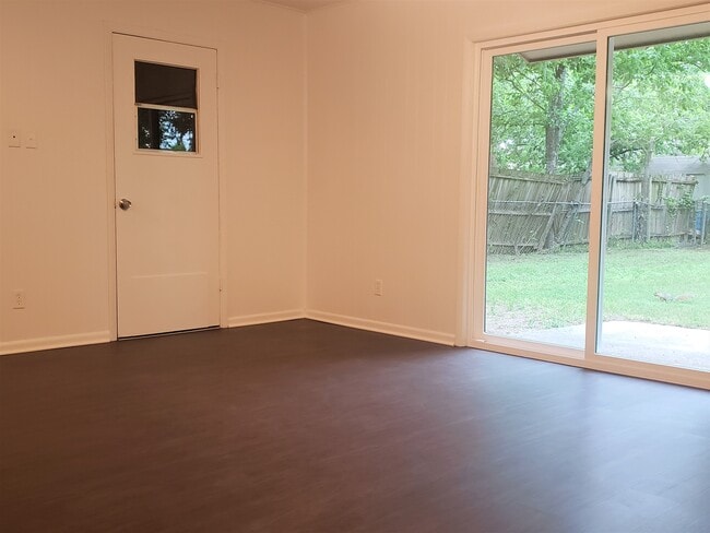 Photo - 629 Apollo Dr