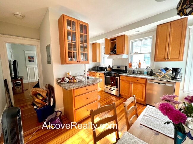 Photo - 34 Leonard St Unit 1