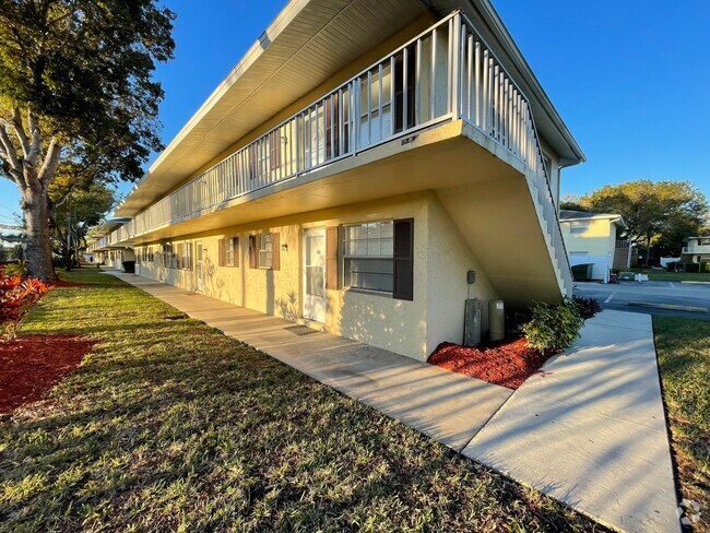 Building Photo - ANNUAL RENTAL - POINCIANA - 1 BED/1 BATH