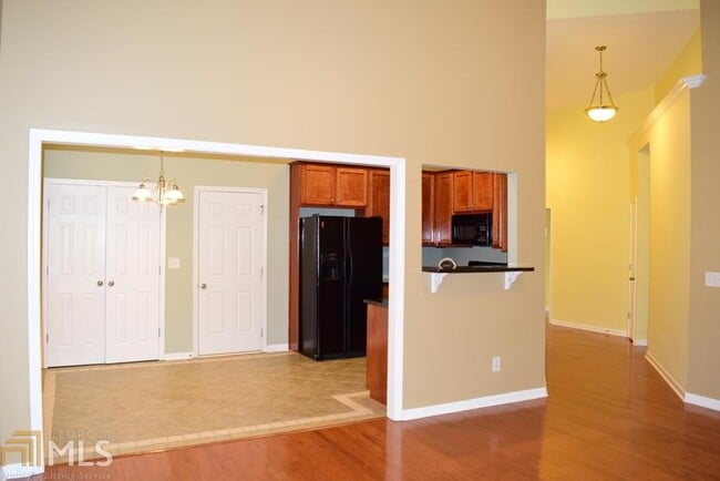 Photo - 35 Bedford Park Dr