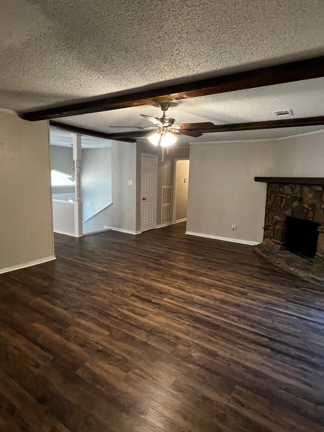 Photo - 8803 Patricia Lynn Ln