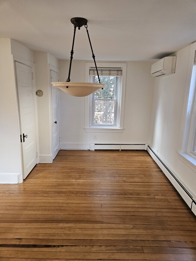 Photo - 105 Greene St