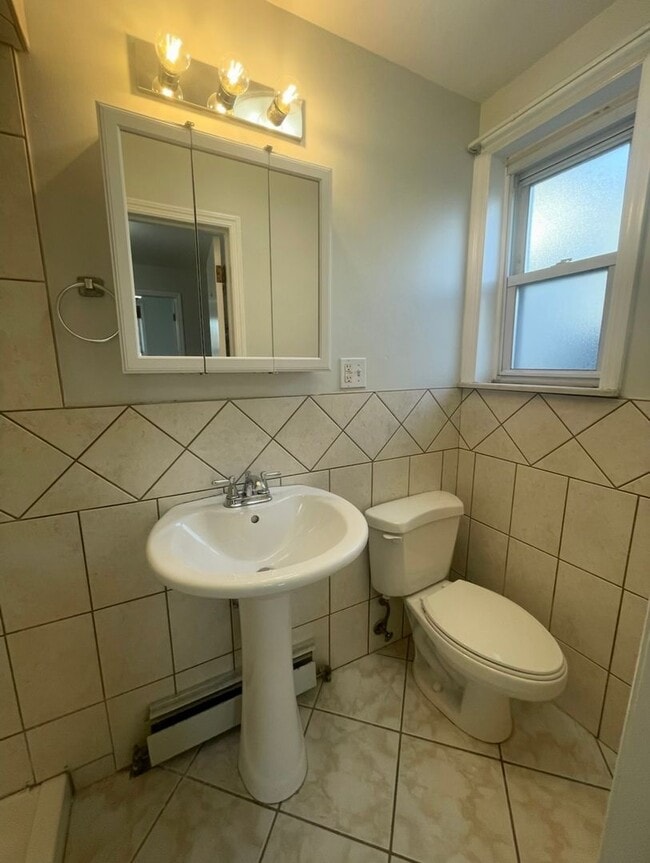Photo - 102 Evergreen St Unit 2F
