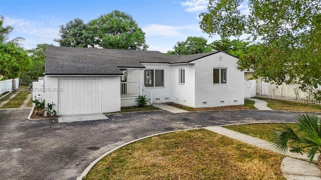 Photo - 201 S Biscayne River Dr Unit A