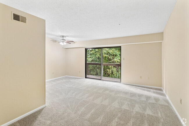 3BR, 1.5BA - 1,650SF - Living Room
