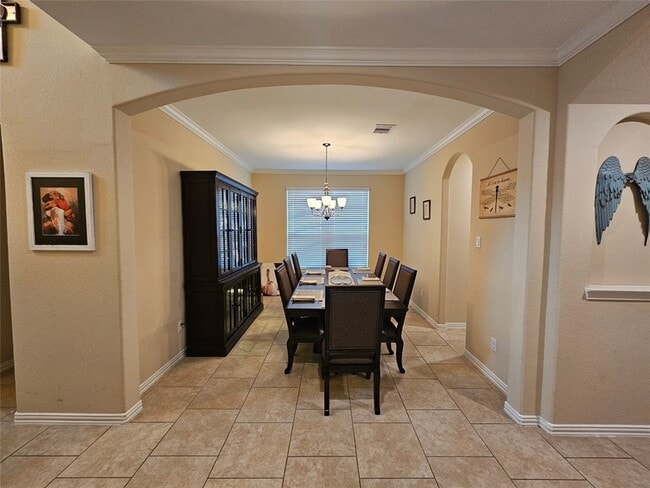 Photo - 402 Stockport Dr