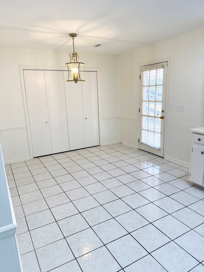 Photo - 1524 Galway Bay Cir